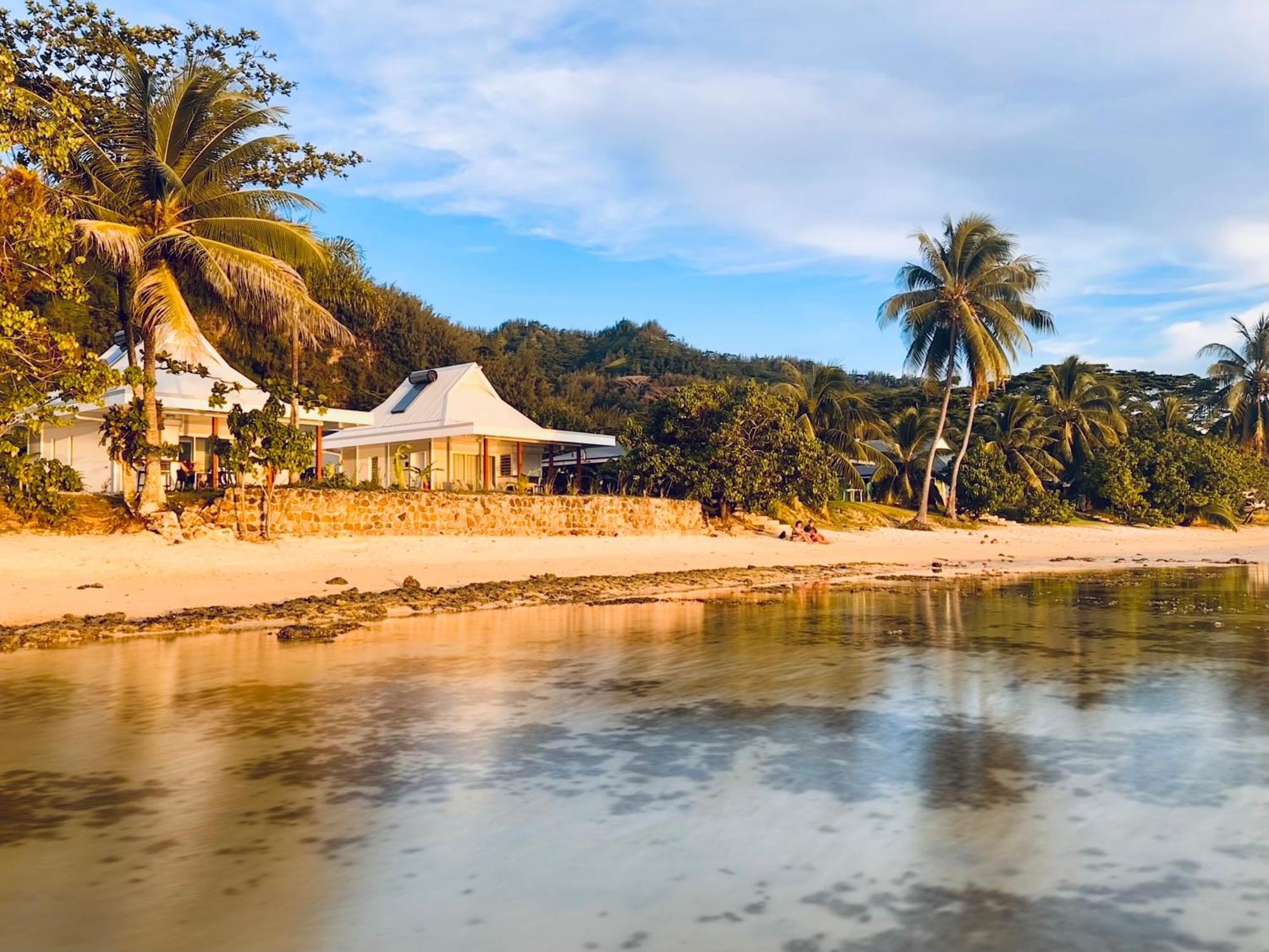 Niu Beach Hotel Moorea Extérieur photo